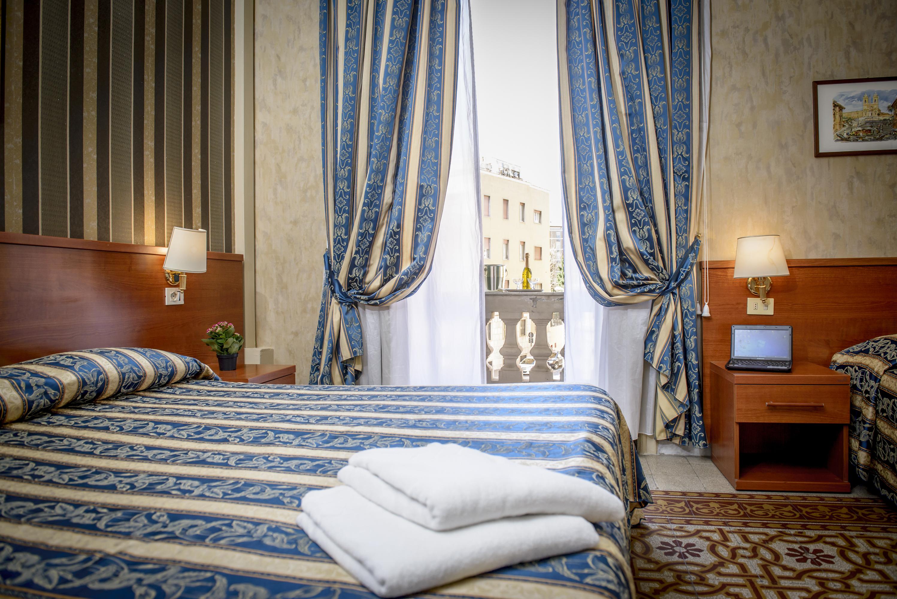 Hotel Emmaus Rome Exterior photo
