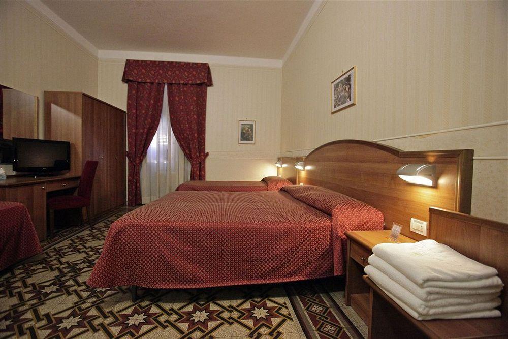 Hotel Emmaus Rome Exterior photo