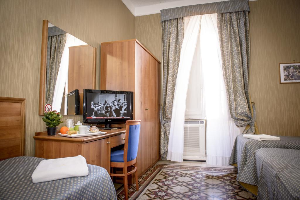 Hotel Emmaus Rome Exterior photo